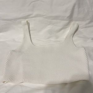 Aritzia Sculpt Knit Tank in White (Small)